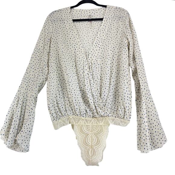 Free People Intimately Polka Dot Deep V Bell Sleeve Bodysuit boho coastal sz M - Picture 2 of 7
